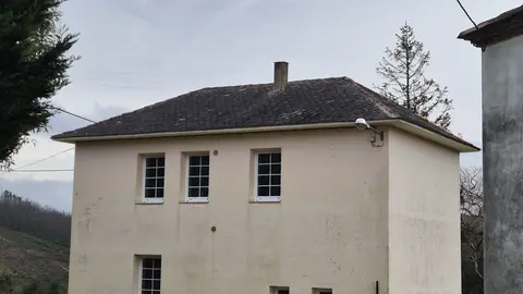 Antiga escola de Vidal Trabada