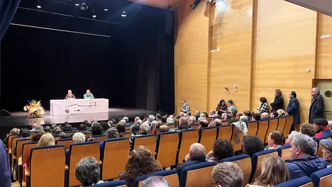 Charla sobre el Hospital de Jarrio en La Caridad