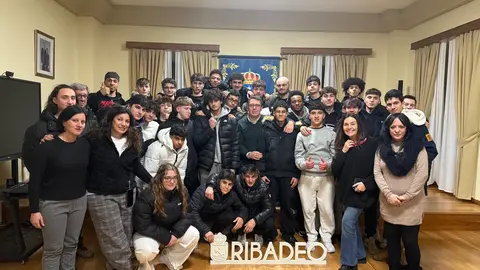 130225 Foto recepci&oacute;n alumnos italianos Apaga
