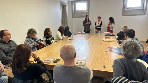 Maite Ferreiro visit&oacute; el Club de Lectura de O Vello C&aacute;rcere
