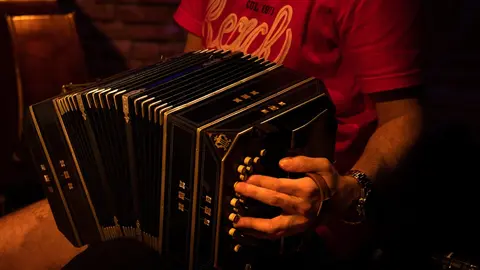 M&uacute;sica, acorde&oacute;n, folk