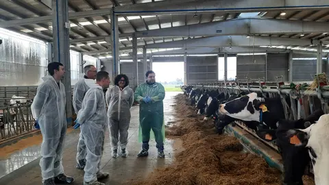260325 Visita Axencia Europea &aacute; Granxa Gayoso Castro