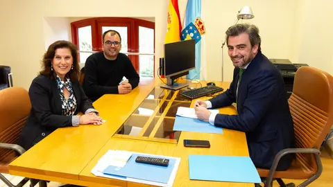 20250502ReunionAlcaldesaViveiro (5)