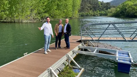Ameijide, Fern&aacute;ndez e Corujo - pantal&aacute;n Augas Mestas (1)