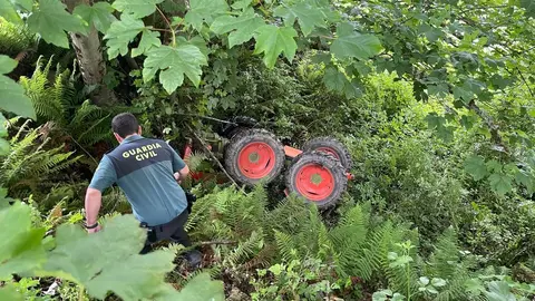 La Guardia Civil auxili&oacute; al hombre que se despe&ntilde;&oacute; en una zona de A Vali&ntilde;a, en Becerre&aacute;