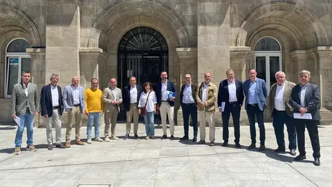 Deputados Grupo Provincial Popular coa alcaldesa e concelleiros de Viveiro