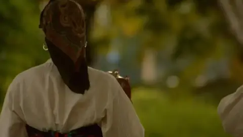 Xira