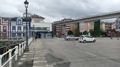 250925 FOTO AYTO NAVIA APRUEBA  EXPEDIENTE PARA RENOVAR Y MEJORAR EL PASEO MARITIMO(2)