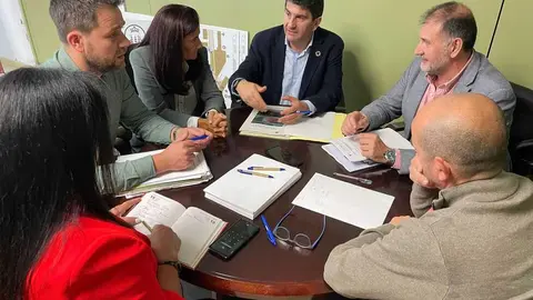 251025 REUNI&Oacute;N EN FOZ EN OUTUBRO DE 2024 CON CARGOS ESTATAIS POLOS DESPRENDEMENTOS COSTEIROS