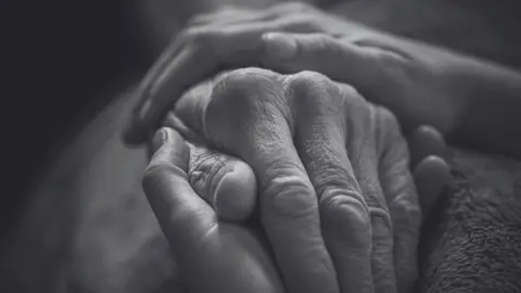 Cuidar mayores cuidadores ancianos