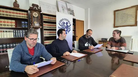 231225 axudas centros (1)
