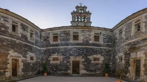 Monasterio Villanueva de Oscos (1)