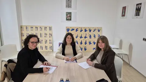FOTO REUNI&Oacute;N