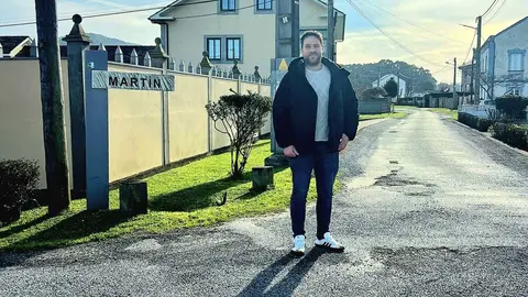 240226 O ALCALDE DE FOZ  NA INTERSECCI&Oacute;N DO CAMI&Ntilde;O DA V&Iacute;A CO DE RAIOS (CANGAS)
