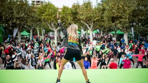 02-10-24-lleida-lleida-se-mueve-al-ritmo-del-zumba-con-jessica-exposito-638634554323930512