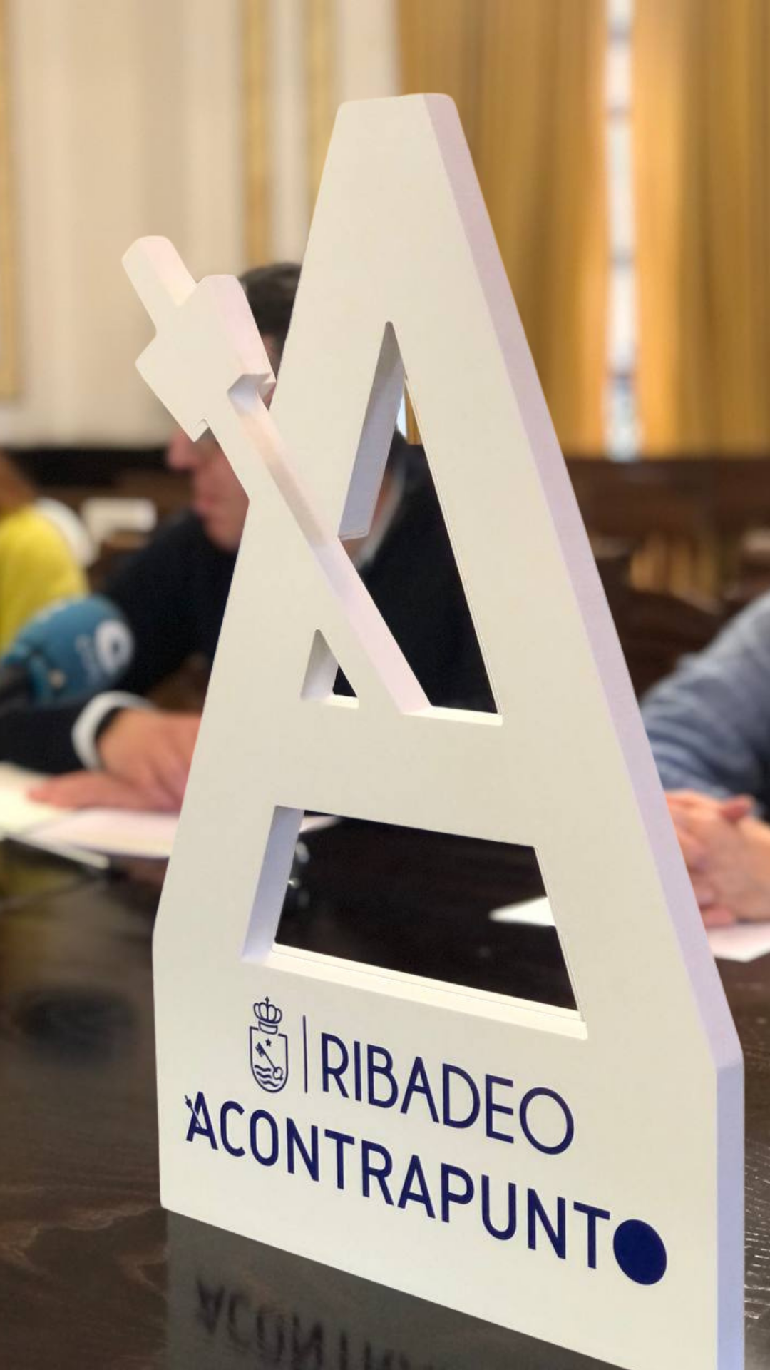 logo ribadeo a contrapunto