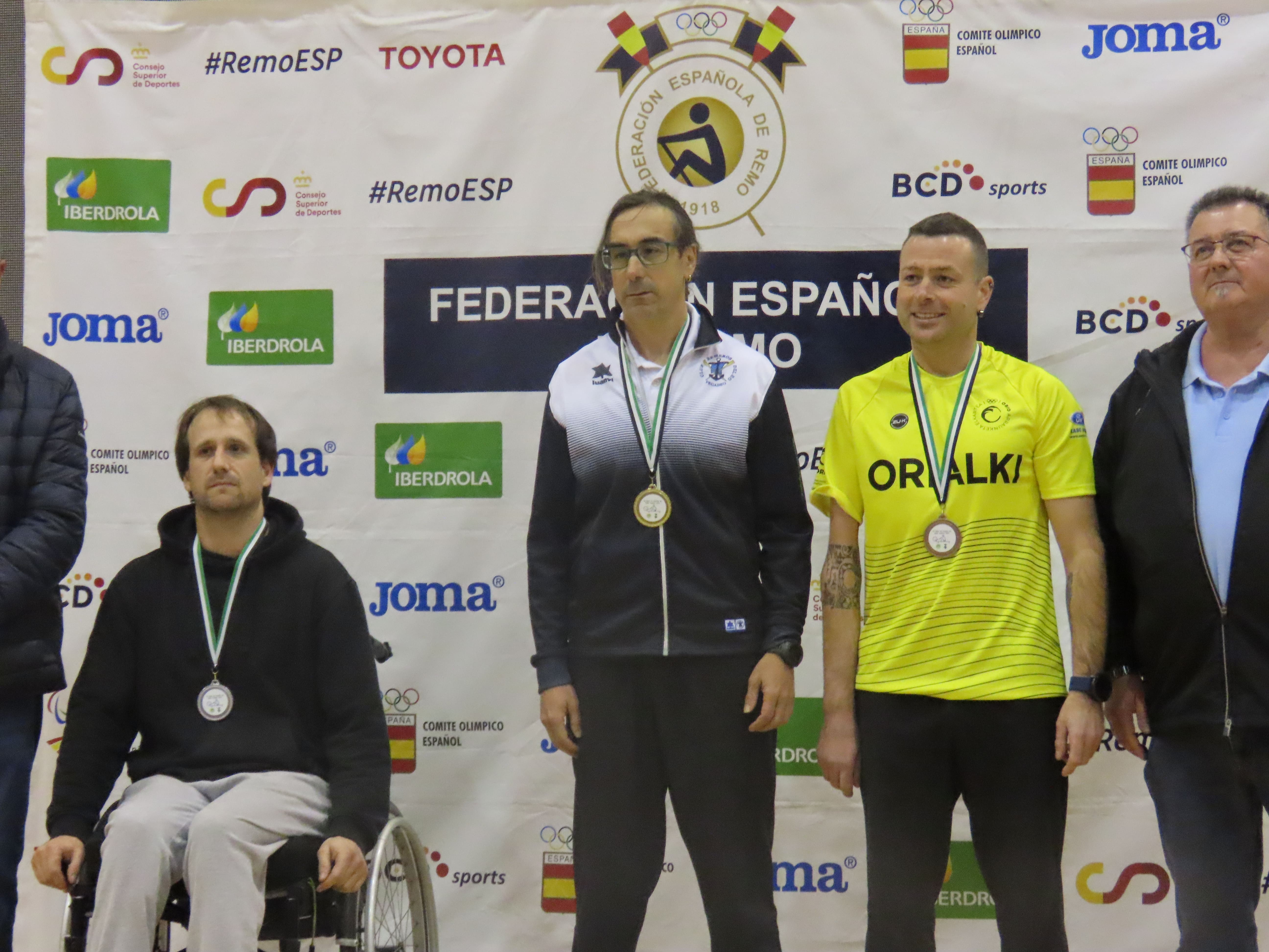 podium paco club remeros del eo