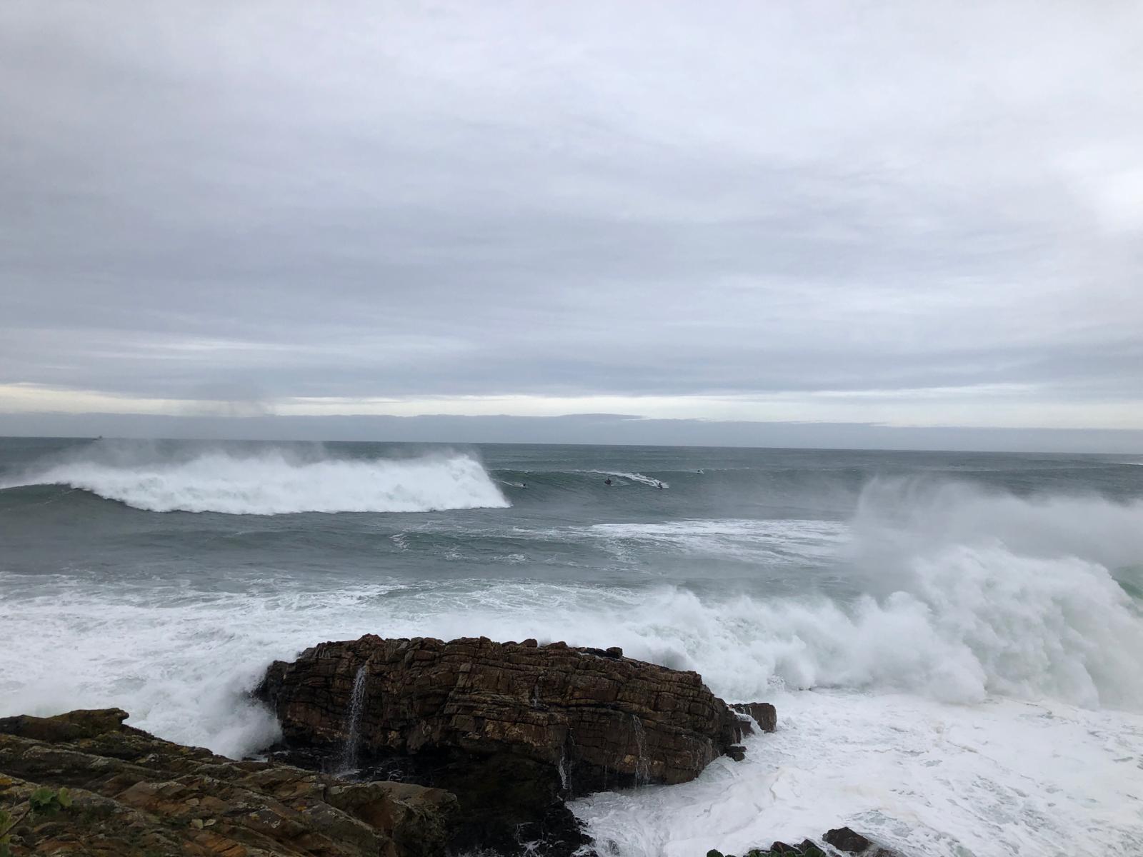 Campeonato de olas grandes en Illa Pancha en 2019
