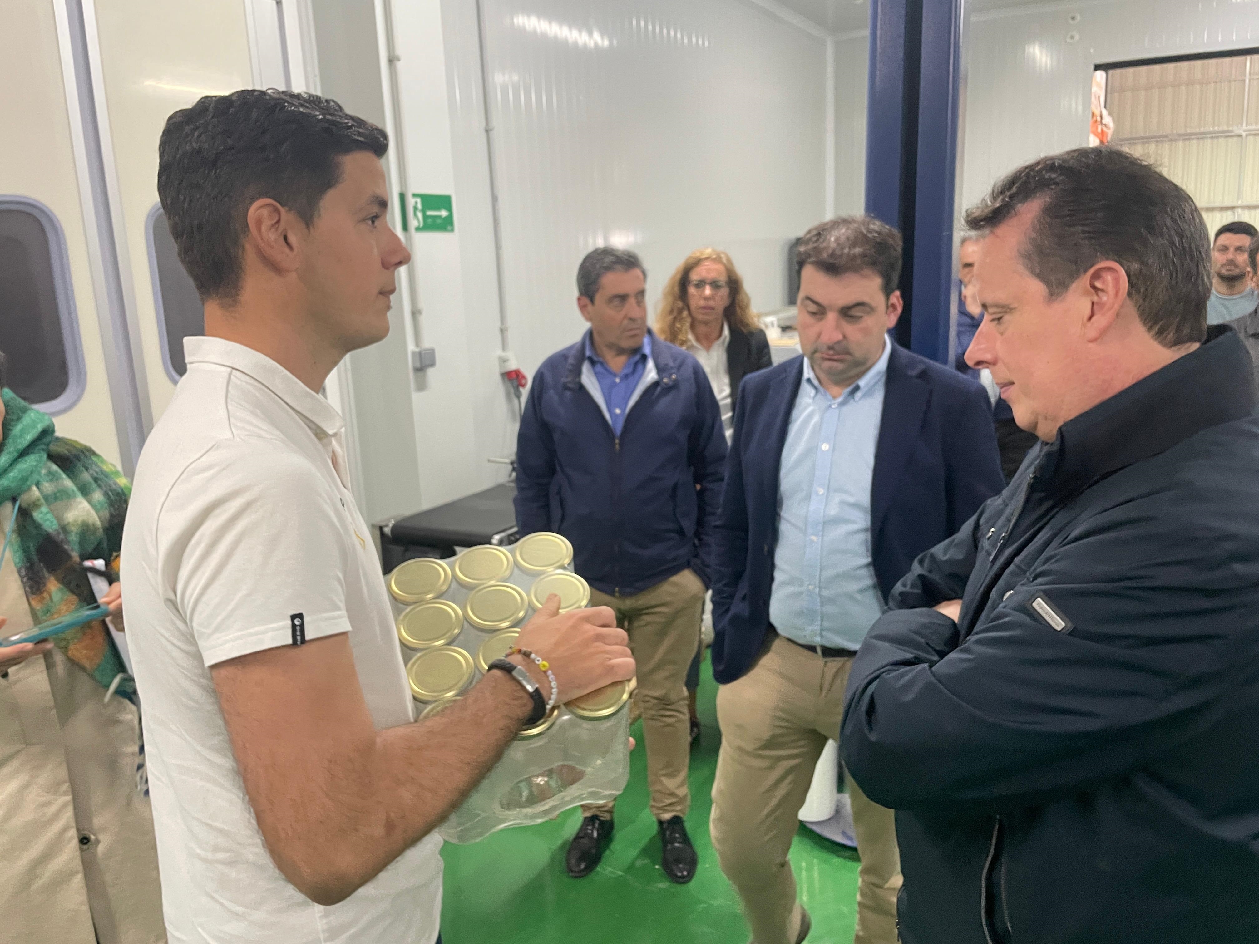 2024_04_24 Consejero Medio Rural visita empresas Leader 4