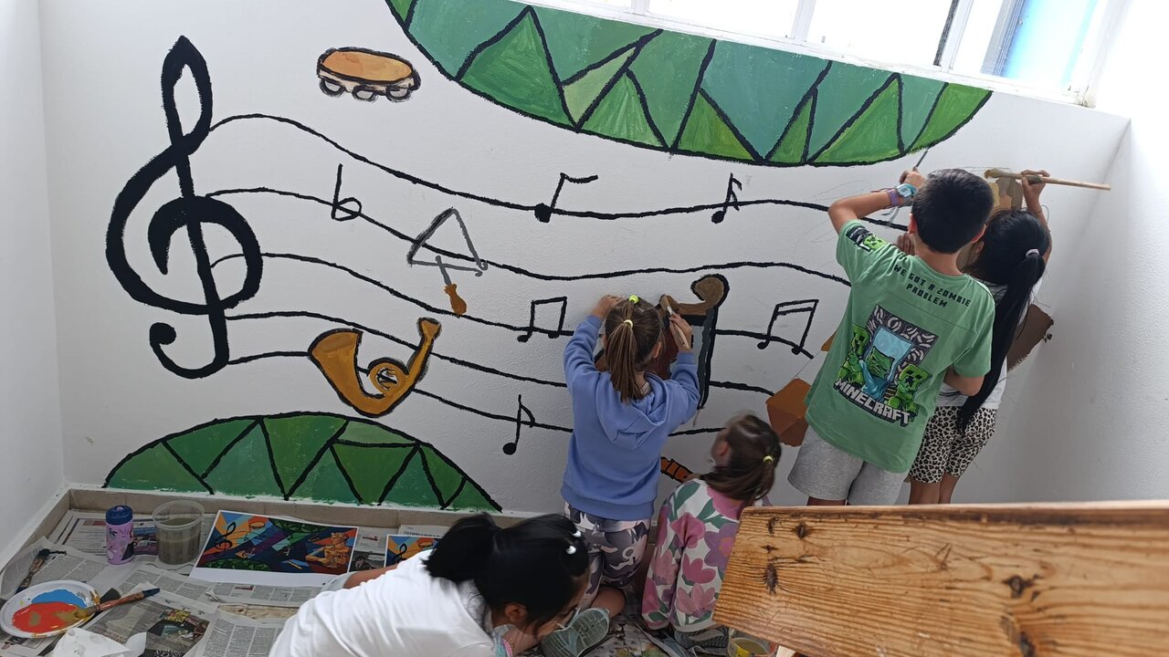 BURELA 24 XUÑO Mural Infancia 1